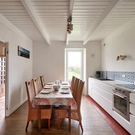 Pays Bigouden - Charmante Maison En Pierre Pour 6 Tréffiagat